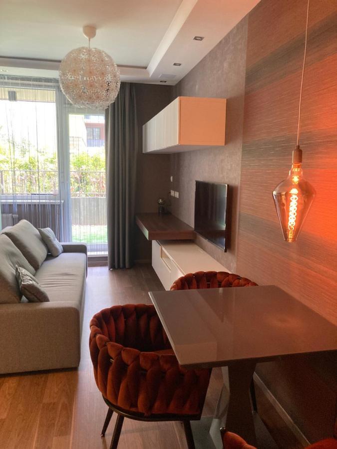 Corvin Luxury White Appartement Boedapest Buitenkant foto
