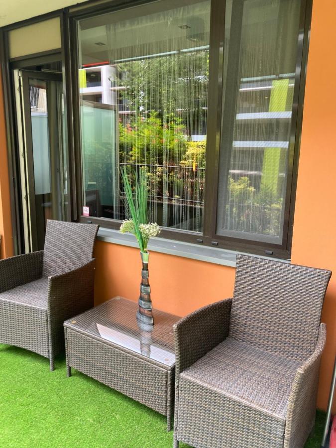 Corvin Luxury White Appartement Boedapest Buitenkant foto